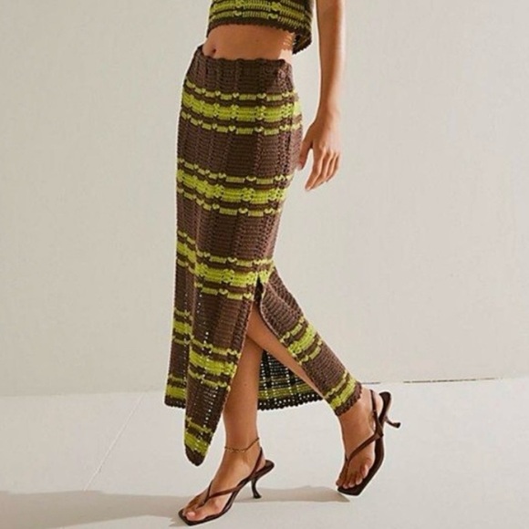 Free People Beach Donna Crochet Knit Women’s Chocolate Midi Striped Skirt Sz L - Picture 1 of 12